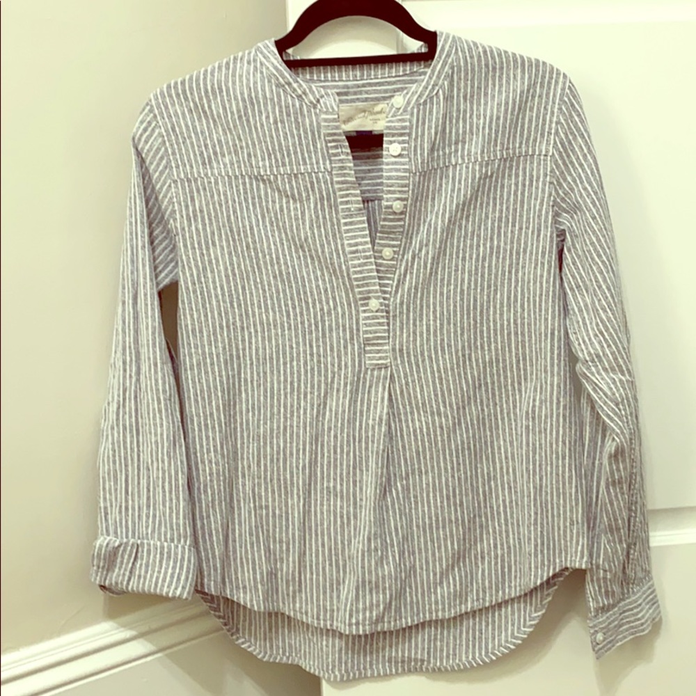 Universal Thread (Target) Linen Top XS